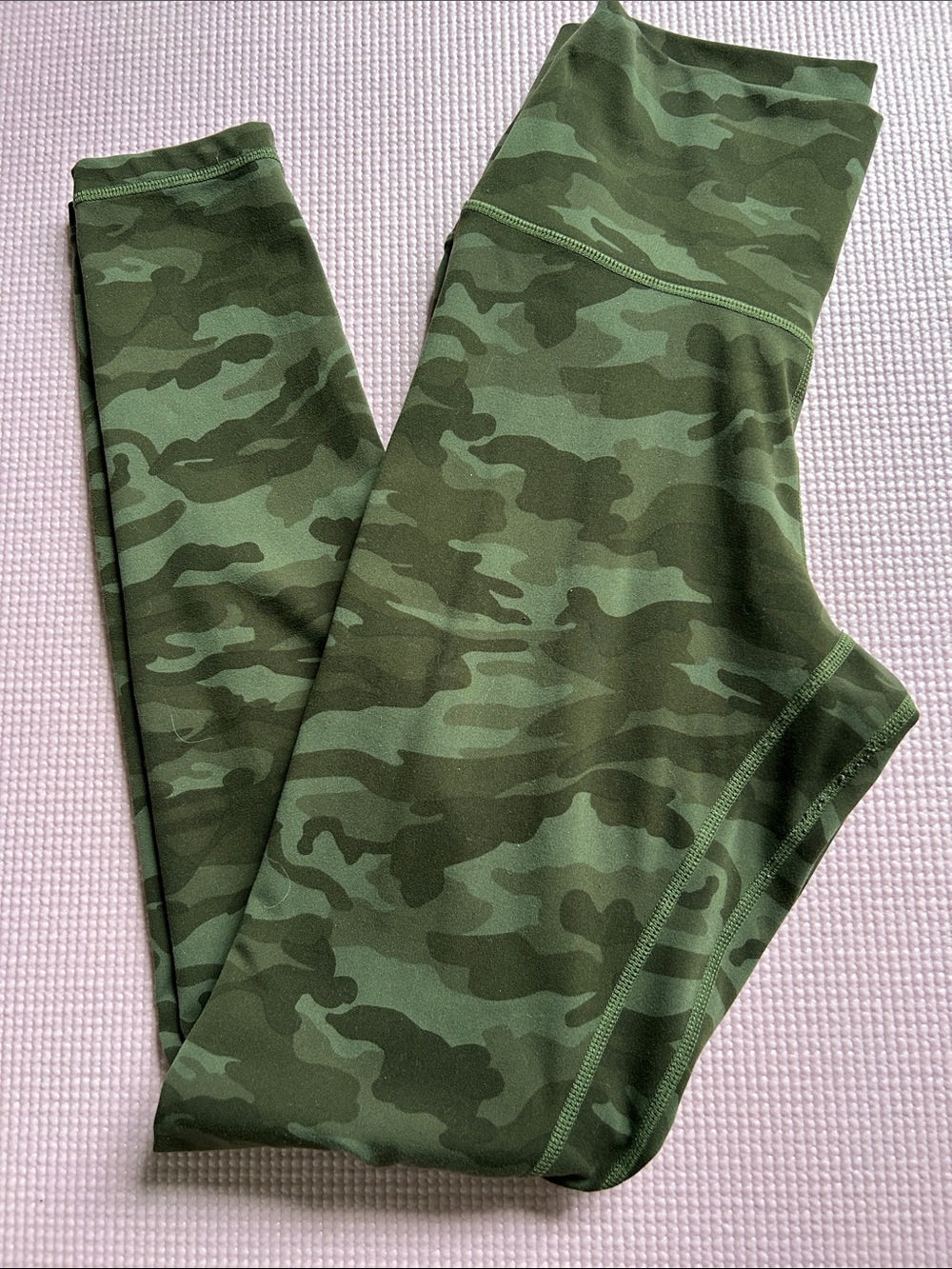 Women's Green Camo High-Waist Stretch Leggings